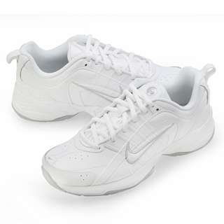 NIKE T LITE VIII LEATHER WOMENS Size 7 Running Training Athletic 