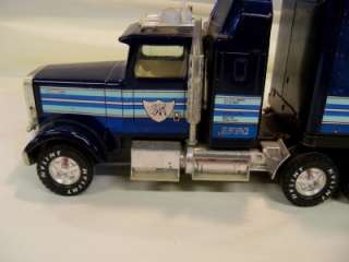   1960 70S NYLINT SILVER KNIGHT EXPRESS TRUCK SEMI TRACTOR TRAILER TOY