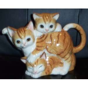  3 Kitten Tea Pot