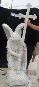 BEAUTIFUL HAND CARVED MARBLE WEEPING STATUE TOBS007  