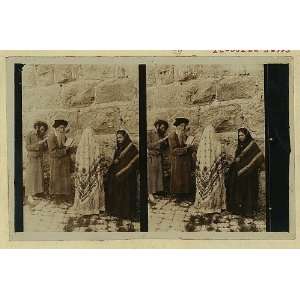  2 Jewish men,2 women,Wailing Wall,Jerusalem,c1908