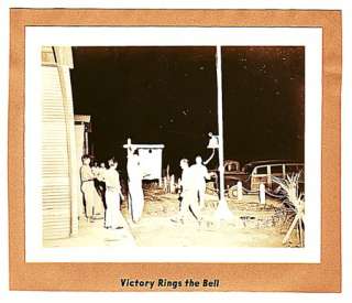 VINTAGE WW2 NAVY CB 4x5 PHOTO   VICTORY RINGS THE BELL  