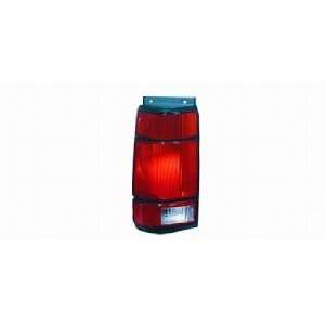 91 94 Ford Explorer SUV Tail Light (Driver Side) (1991 91 1992 92 1993 