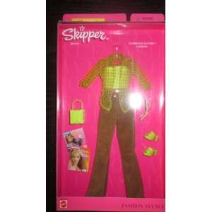  Barbie Skipper Yearbook Editor Fashion Avenue Clothes 
