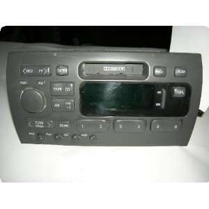  Radio  DEVILLE 96 base, AM stereo FM stereo cassette, GM 