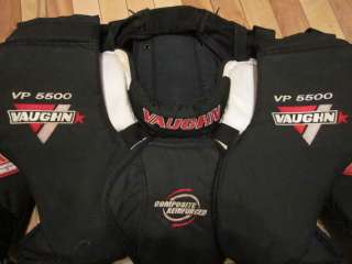 Vaughn 5500 hockey goalie chest protector c/a SMALL   great condition 