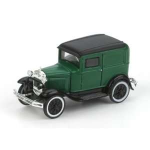  Athearn 26388 Model A Delivery, Dark Green Toys & Games
