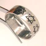 Really cool Star of David pewter ring. Size selectable Please 