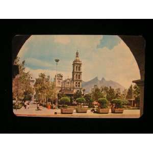  Plaza Zaragoza, Monterrey, Mexico Postcard not applicable Books