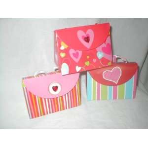  Heart Design Cardboard Gift Box 4.37 inches X 3 inches X 2 