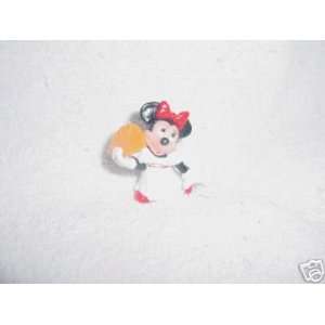  Disney PVC Figure Minnie Mouse in white Dress Everything 