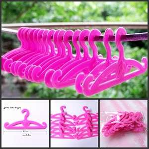   New 20 X Barbie Blythe Doll Dress Hangers FR Clothes Cute ACCESSORIES