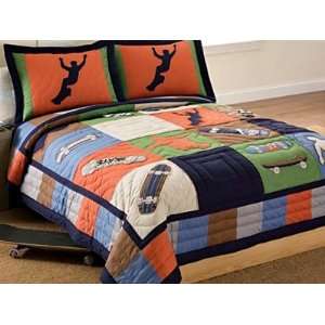  Cool Skate Twin Quilt with Pillow Sham