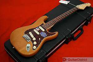 New USA Fender ® American Deluxe Stratocaster Strat, Amber  