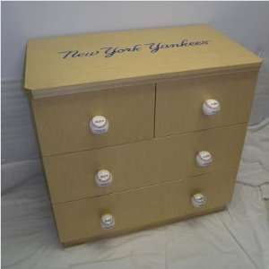  New York Yankees Low Chest Finish Natural