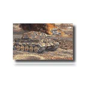  FUJIMI MODELS   1/76 King Tiger Henshel Tank (Plastic Models 