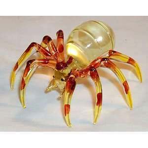  Yellow Spider Art Glass figurine 3 W + L