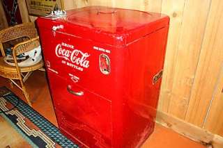 Antique COCA COLA Soda Machine Original VENDO Good Working Condition 