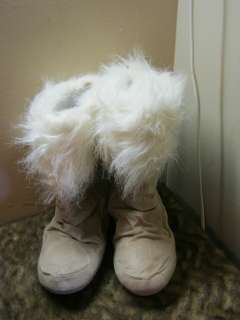 new Candies tan slouchy fuzzy slippers boots hard sole fleece lined sm 