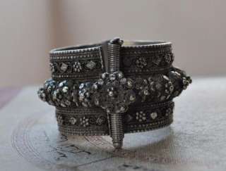 Antique Yemenite Yemen Silver filigree Cuff Bracelet  
