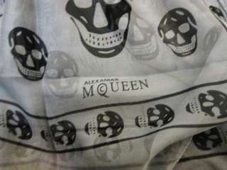 Alexander Mcqueen Chiffon Skulls scarf NWT Gray scarf Black skull 