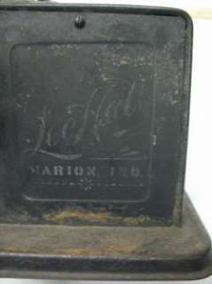   cast iron & brass kitchen scale / lee hall / marion indiana works well