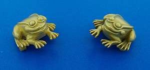 Pair of Vintage (c.1970s) KIESELSTEIN CORD YELLOW GOLD FROG PINS 