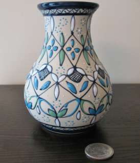 Mexico Museum Quality Hand Crafted Servin Ceramic Vase  