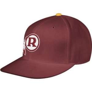  Washington Redskins Throwback Logo Fitted Hat (Maroon 