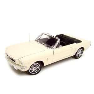  1964 1/2 FORD MUSTANG CONVERTIBLE CREAM 118 MODEL 