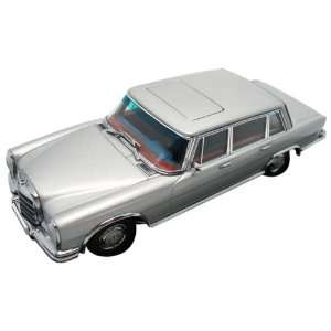 Mercedes Typ 600 SWB Limousine Diecast Car Model 1/43 Silver Die Cast 