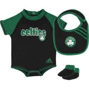  Boston Celtics Outerstuff NBA Newborn Bodysuit Bib Bootie 