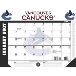  Vancouver Canucks 22x17 Desk Calendar 2007 Sports 