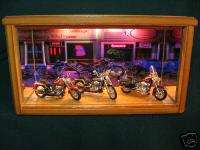 LIGHTED 118 DIECAST HD HARLEY MOTORCYCLE DISPLAY CASE  