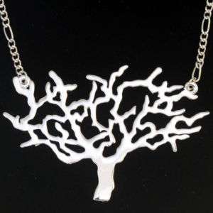 Silver Tree Plate Root Pendant Necklace  