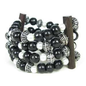  AM5130   4 strand elasticated wood / bead bracelet   Black 