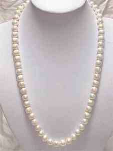 Beautiful 8 9mm White Akoya Cultured Pearl Necklace 25  