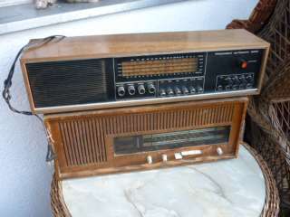 Zwei alte DDR Radios Prominet 2000 Rörenradios Anschauen in Berlin 
