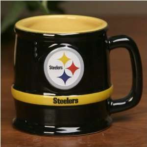  Pittsburgh Steelers Black 2 oz. Sculpted Team Shot Mug 