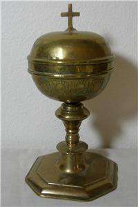 NICELY ETCHED 19TH CENTURY BRASS COMMUNION PYX. NR  