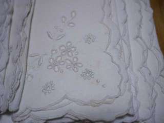 Vtg 40s 50s Cotton Embroidered 12 Napkin Tablecloth Set  