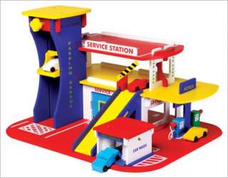 Up for Sale Today A Brand New Heritage PlaySet Wooden (Big) CITY 