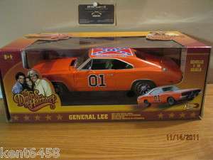 JOHNNY LIGHTNING The Dukes of Hazzard GENERAL LEE NEW 1/18 SCALE 