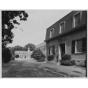  Photo C.W. Post College, Marjorie Post Hall, Long Island 