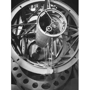  Astronomer Edwin Hubble Pictured Inside the Workings of 