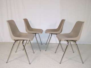 Vintage Retro early ROBIN DAY STACKING POLYPROP 1977 PLASTIC CHAIRS 