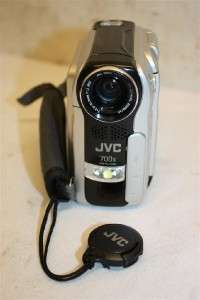 JVC GR DX77U MiniDV Camcorder     