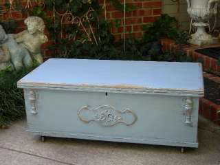   VINTAGE OLD CEDAR HOPE CHEST TRUNK COFFEE TABLE~CHIC FRENCH BLUE