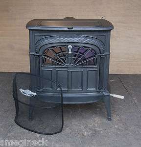 Vermont Castings Intrepid II Cat Wood Stove PU or Ship. MASS  