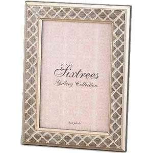  SILVER LATTICE wood frame by Sixtrees   4x6 Camera 